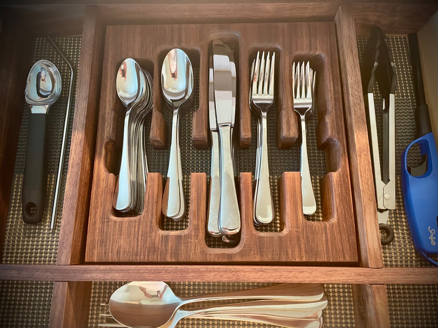 Cutlery Organizer