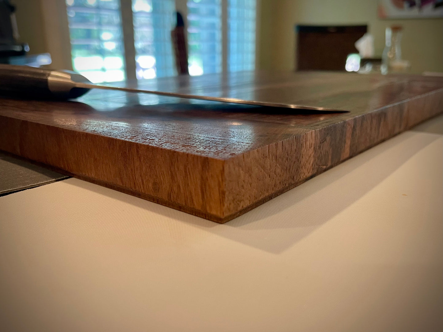 End-grain cutting board - Premium Black Walnut