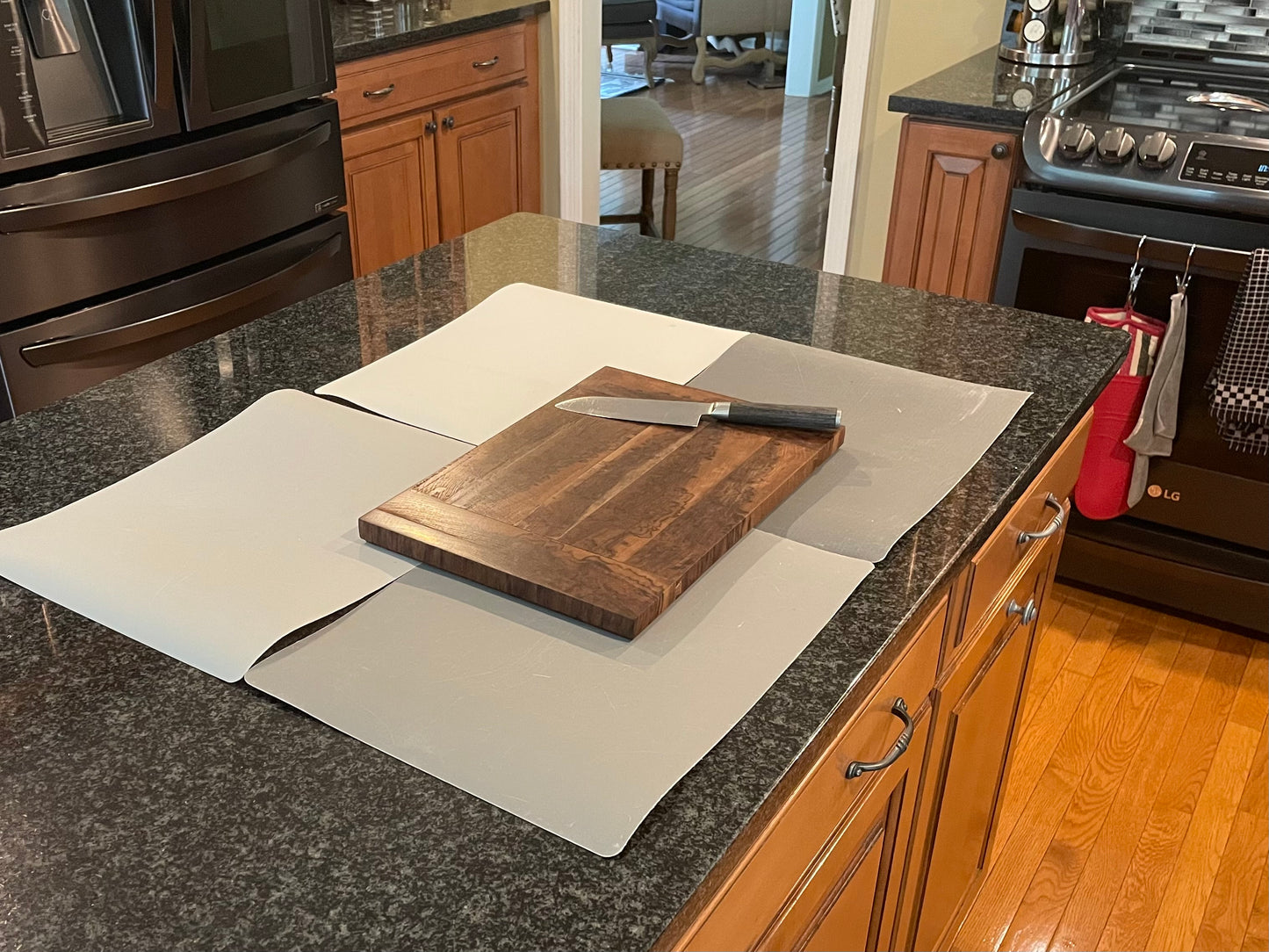 End-grain cutting board - Premium Black Walnut