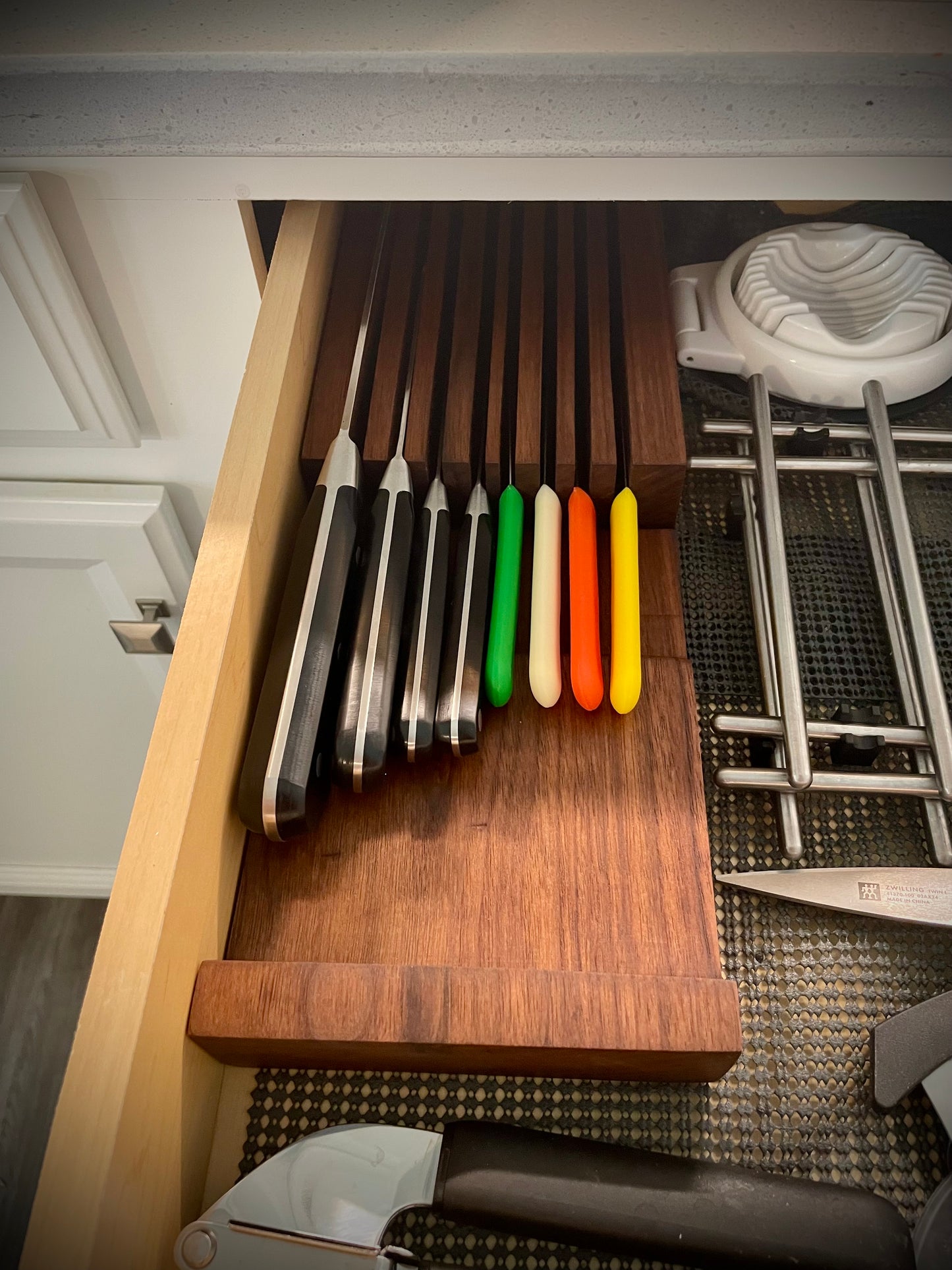 Knife Organizer