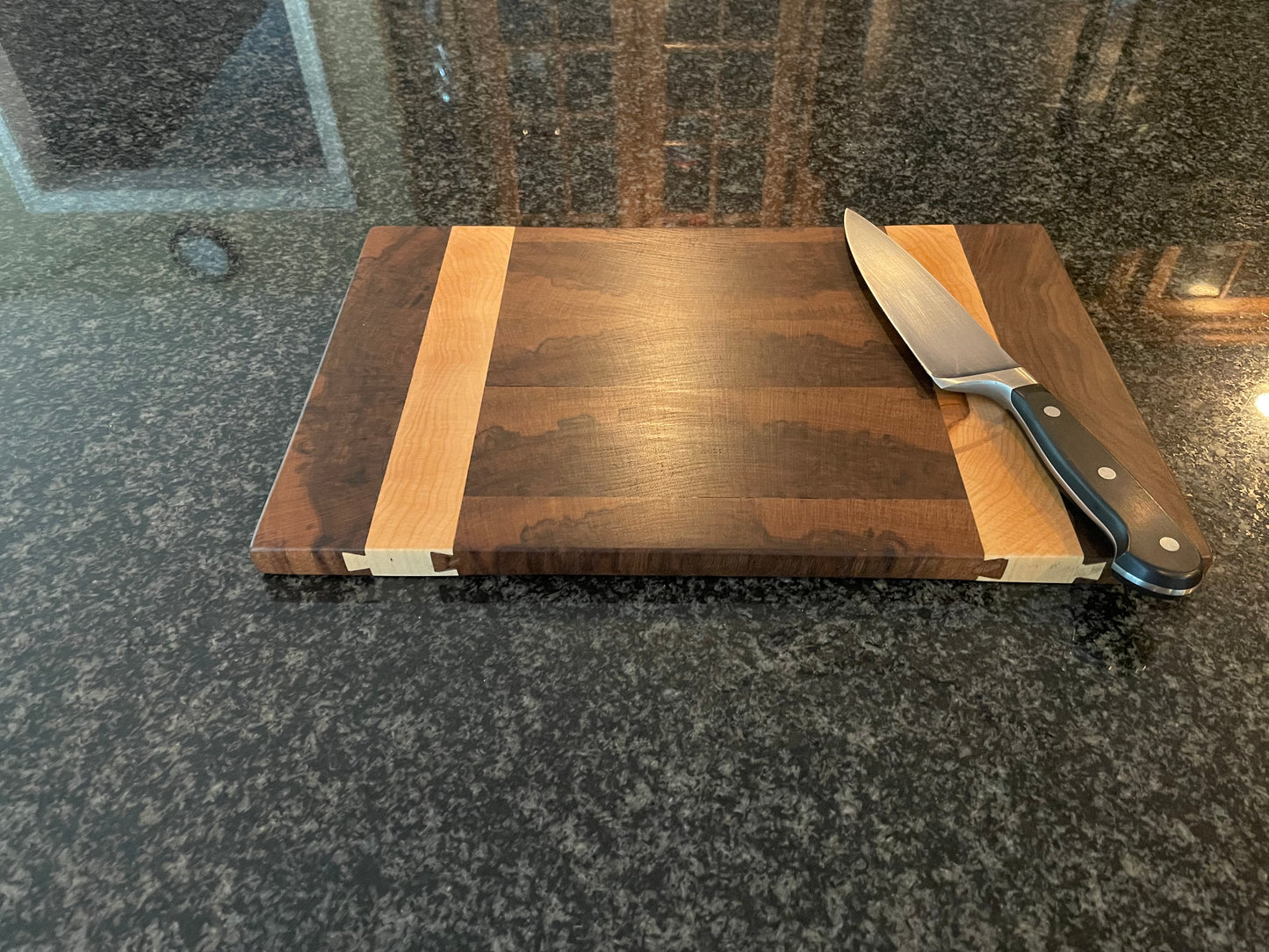 End-grain cutting board - Premium Black Walnut and Maple